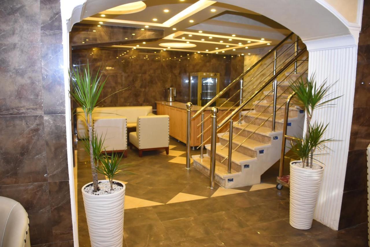 Madison Hotel Amman Exteriör bild
