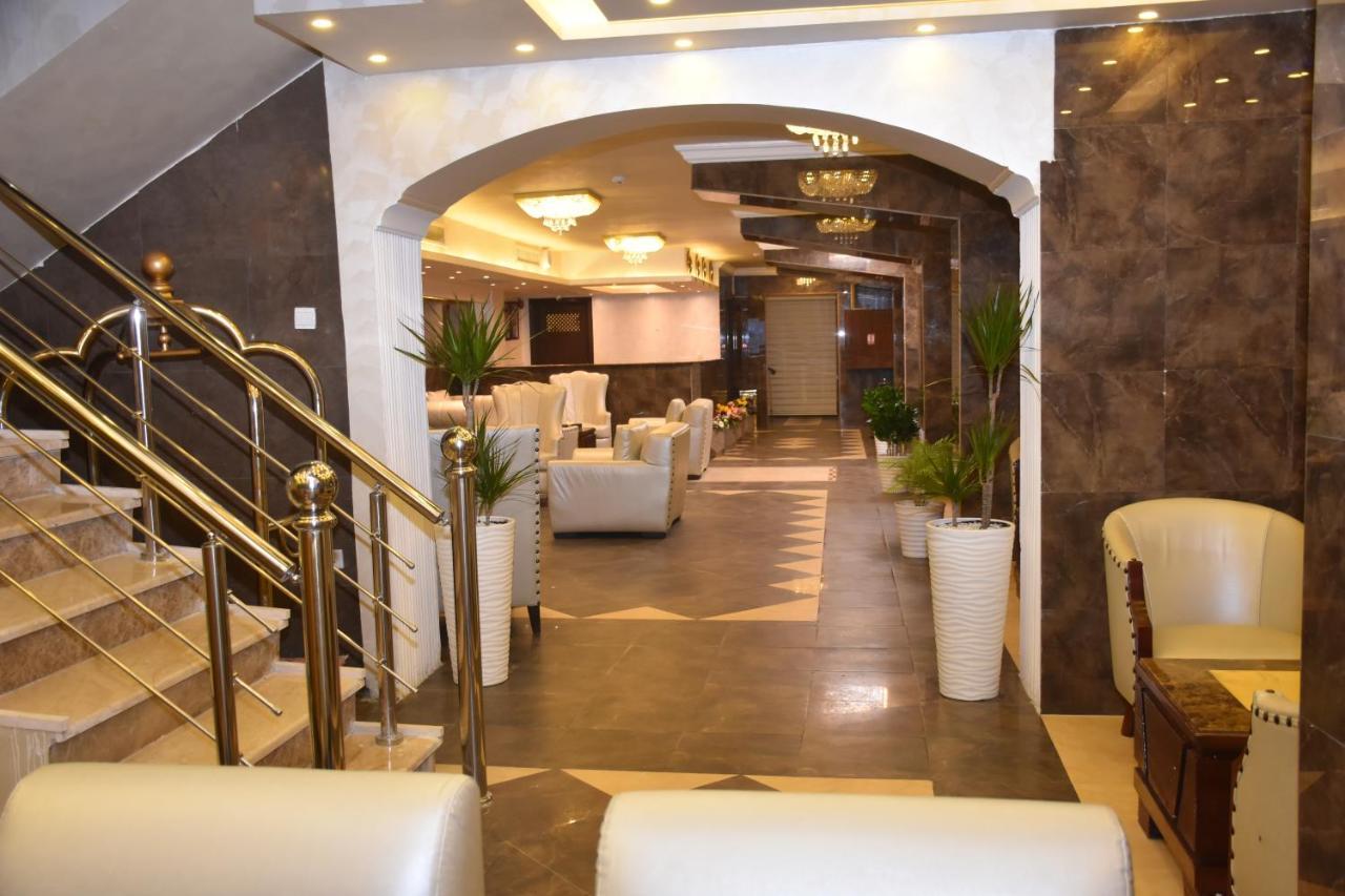 Madison Hotel Amman Exteriör bild