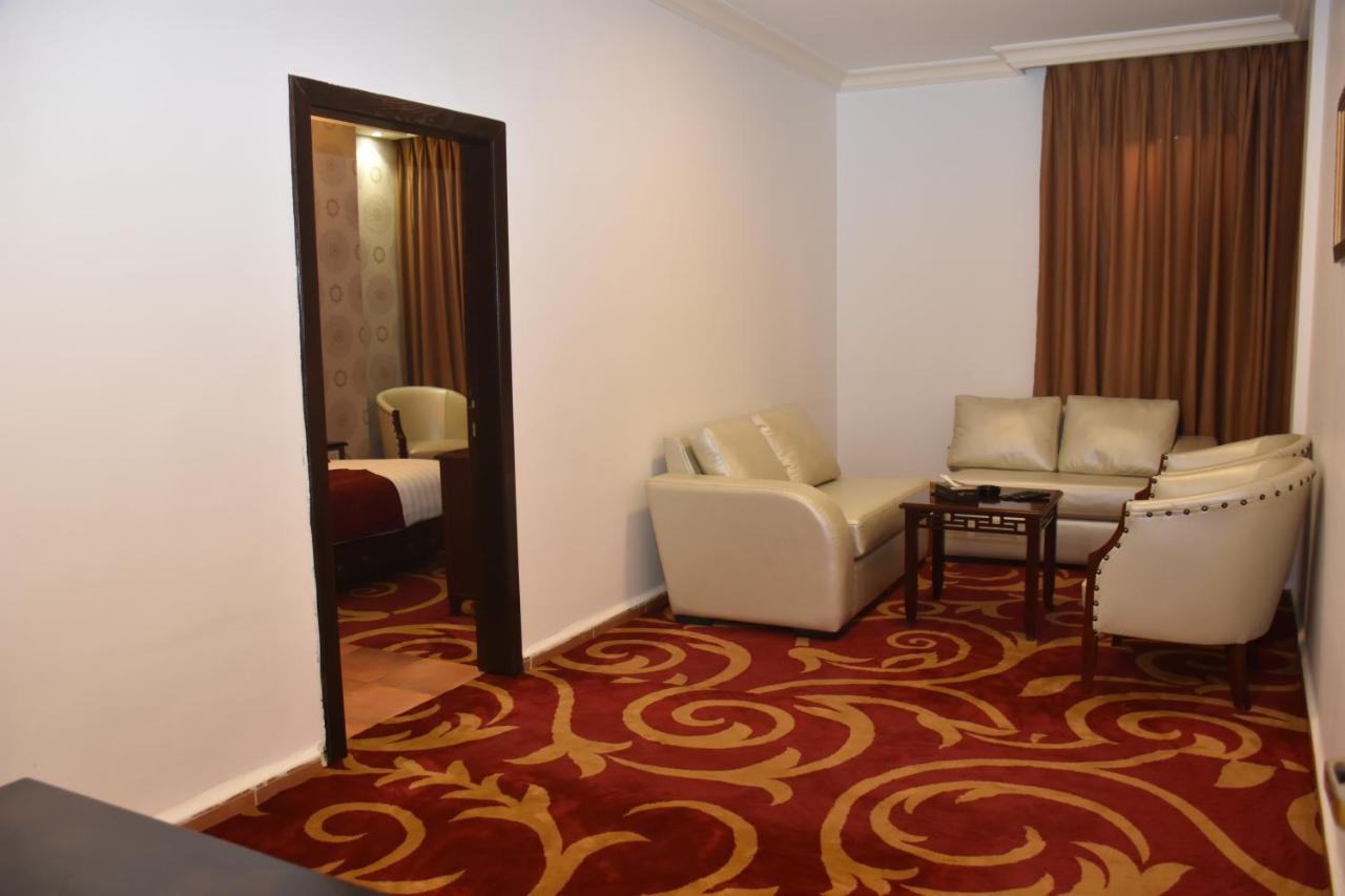 Madison Hotel Amman Exteriör bild