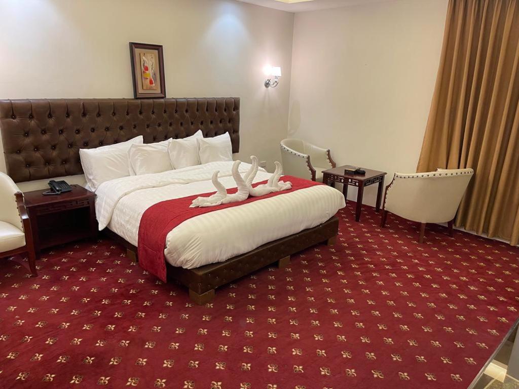 Madison Hotel Amman Exteriör bild